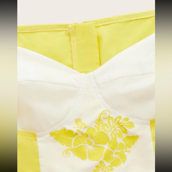 🌼Crop top bustier NEON with hibiscus 🌺BRAND NEW🌼 - Picture 3 of 4